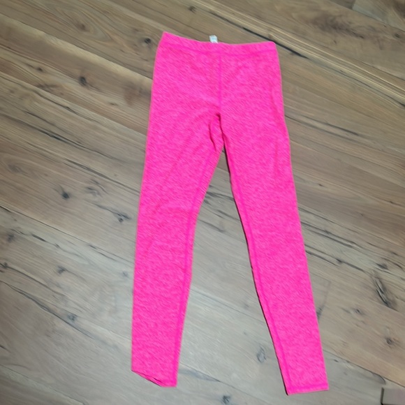 Alo - Picture 4 of 5